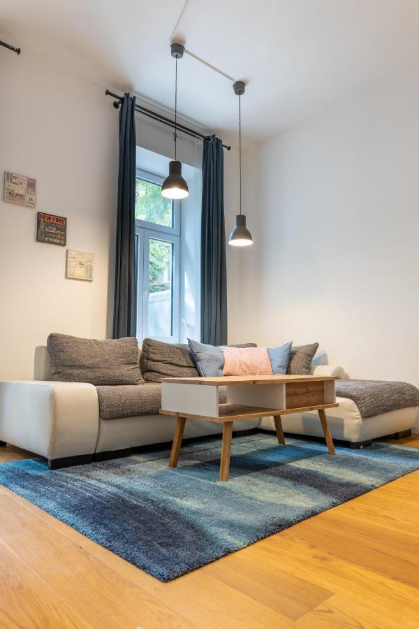 Cozy Apartment, 2 Private Terraces, 8 Min To City Center 비엔나 외부 사진